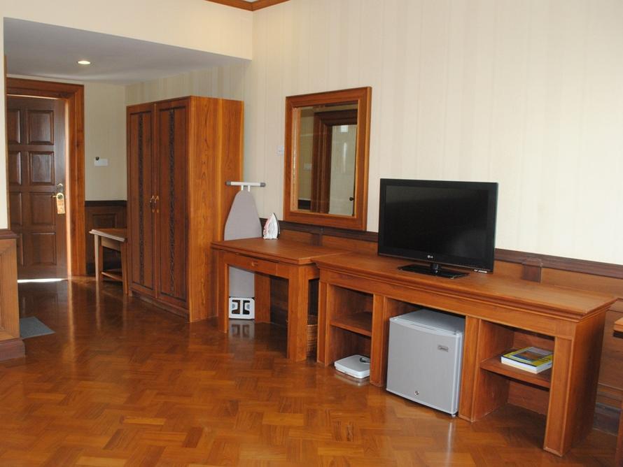 The Golden Lake Hotel Naypyidaw Esterno foto