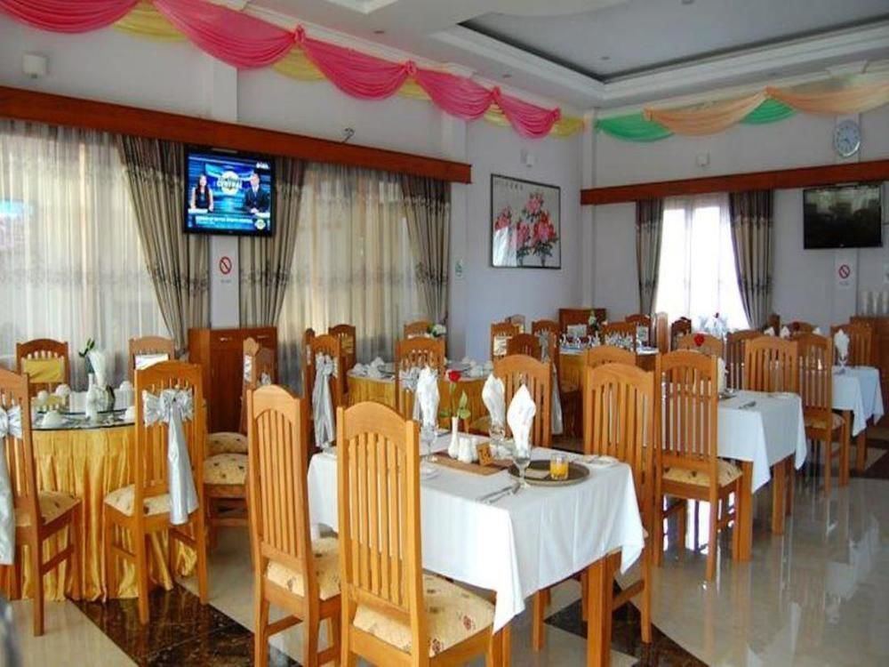 The Golden Lake Hotel Naypyidaw Esterno foto